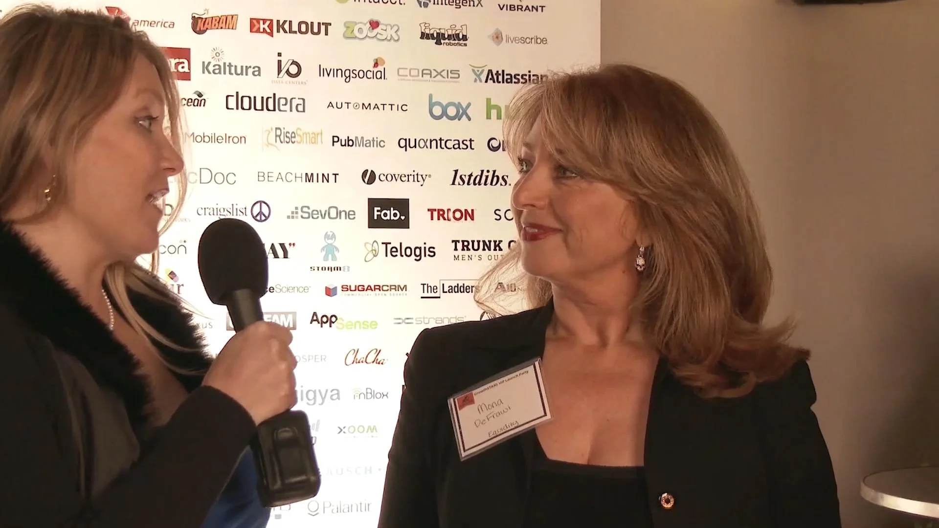 3 NYSE bill rininng 2 3-business woman